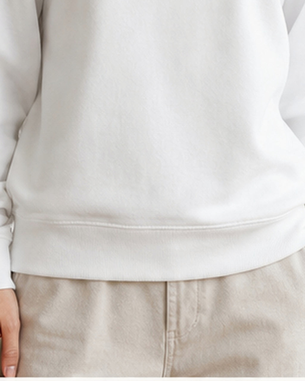 The Typese INTP Gildan crewneck sweatshirt in white, female front hem fleece texture v7