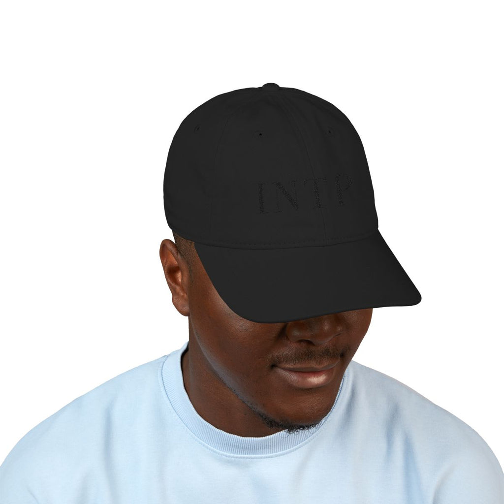 The Typese INTP organic cap, black black, person 1 front